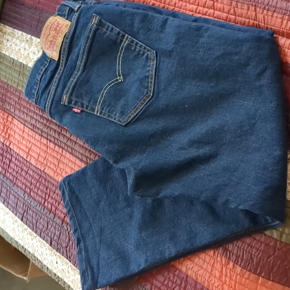 LEVI'S 514* dark wash straight leg jeans